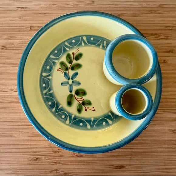 Handcrafted Ceramic Plate Set with Floral Design - Picture 1 of 4